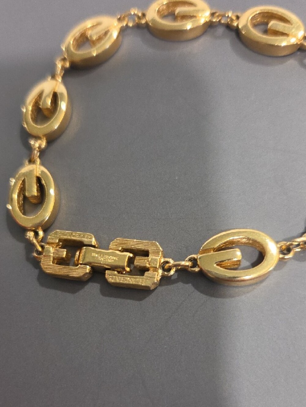 Givenchy Gold Tone Bracelet 7.5in - Picture 4 of 6
